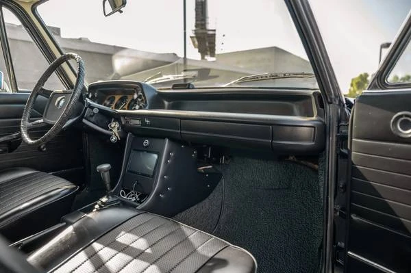 1975 BMW 2002 - Image 9 of 21