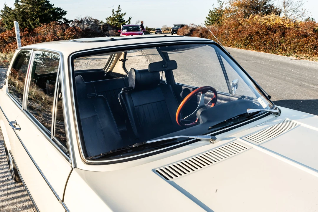 1975 BMW 2002 - Image 18 of 31