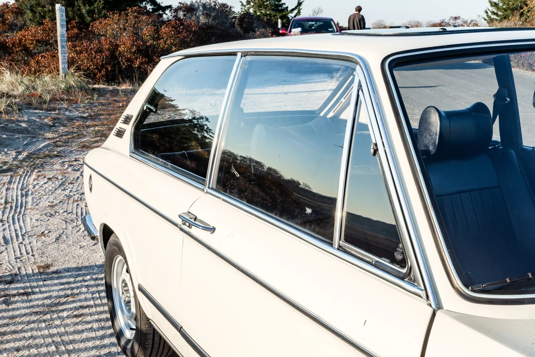 1975 BMW 2002 - Image 17 of 31