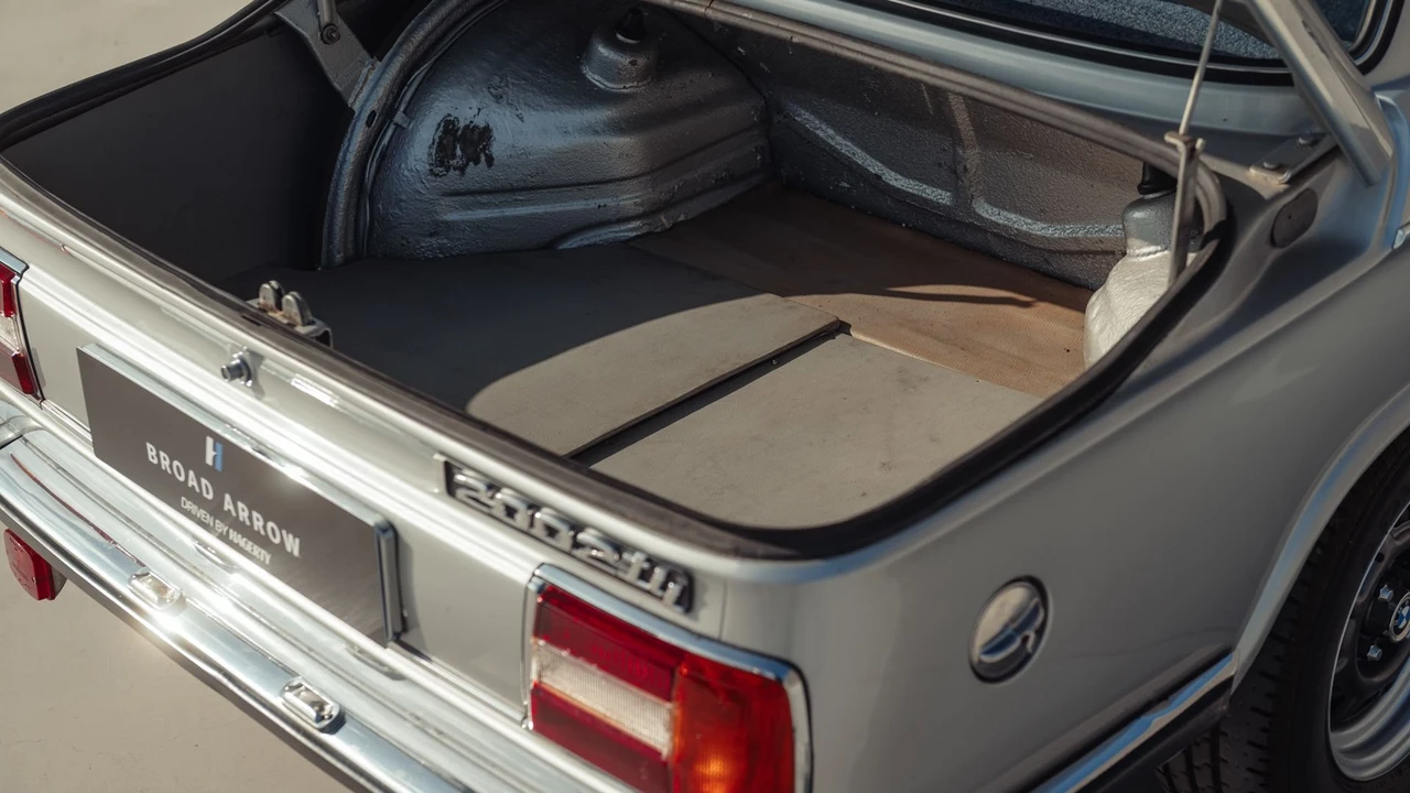 1975 BMW 2002tii - Image 11 of 31