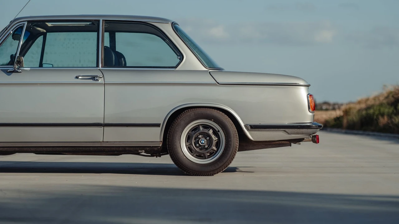 1975 BMW 2002tii - Image 30 of 31