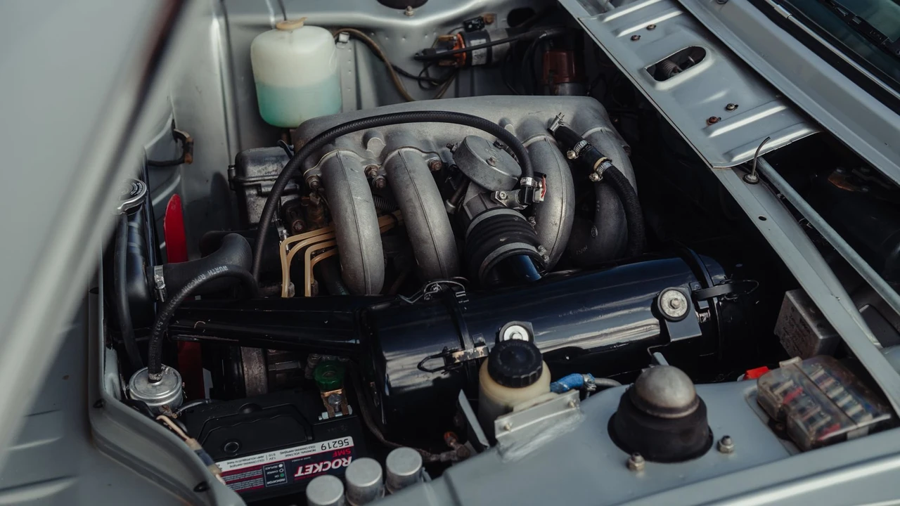 1975 BMW 2002tii - Image 9 of 31