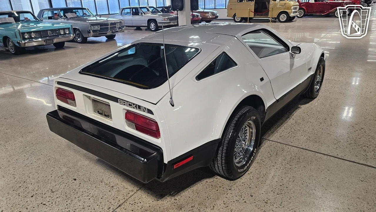 1975 Bricklin SV-1 - Image 11 of 12