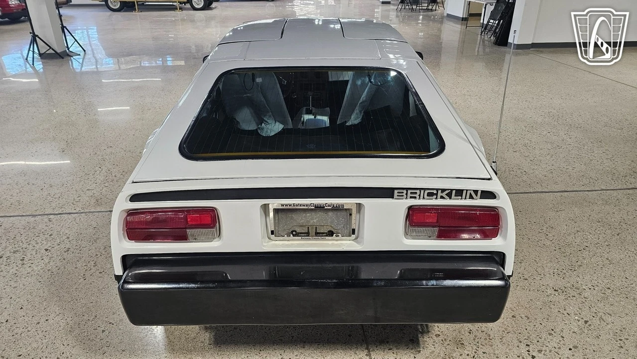 1975 Bricklin SV-1 - Image 10 of 12