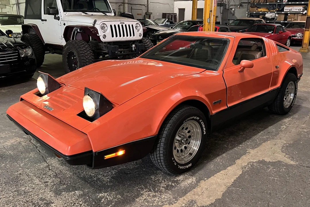 1975 Bricklin SV-1 - Image 2 of 31