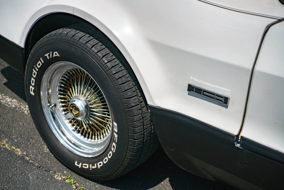 1975 Bricklin SV-1 - Image 15 of 31