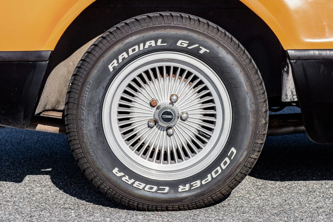 1975 Bricklin SV-1 - Image 30 of 31
