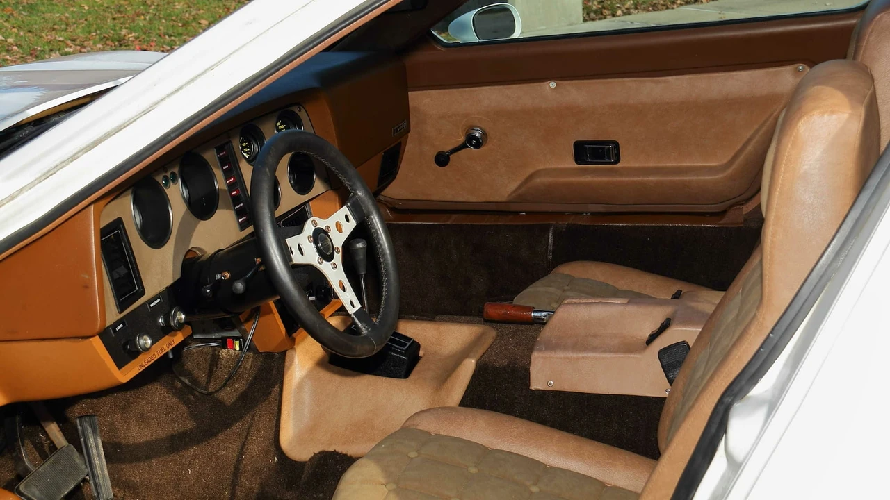 1975 Bricklin SV-1 - Image 4 of 24