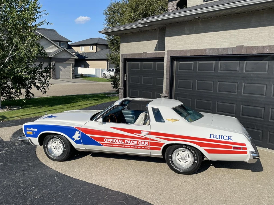 1975 Buick Century - Image 2 of 31