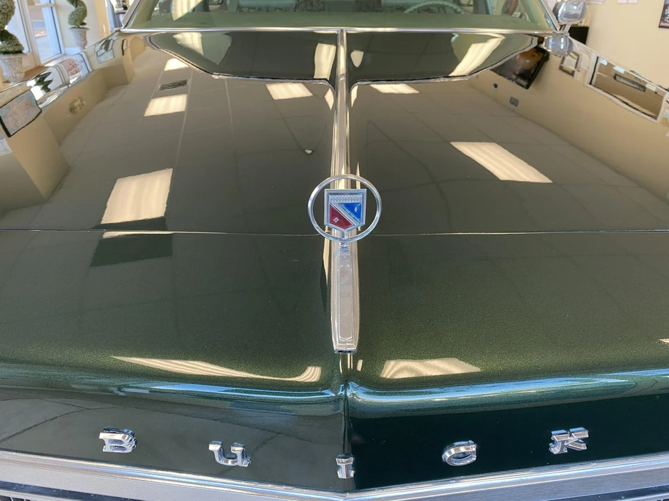 1975 Buick Electra - Image 24 of 31