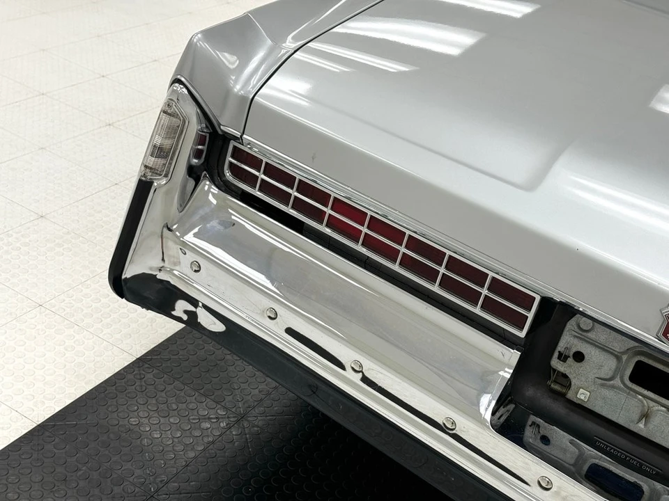 1975 Buick Electra - Image 18 of 21