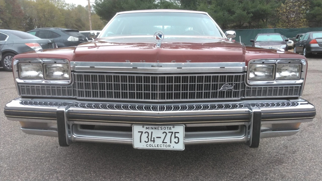 1975 Buick Electra - Image 7 of 31