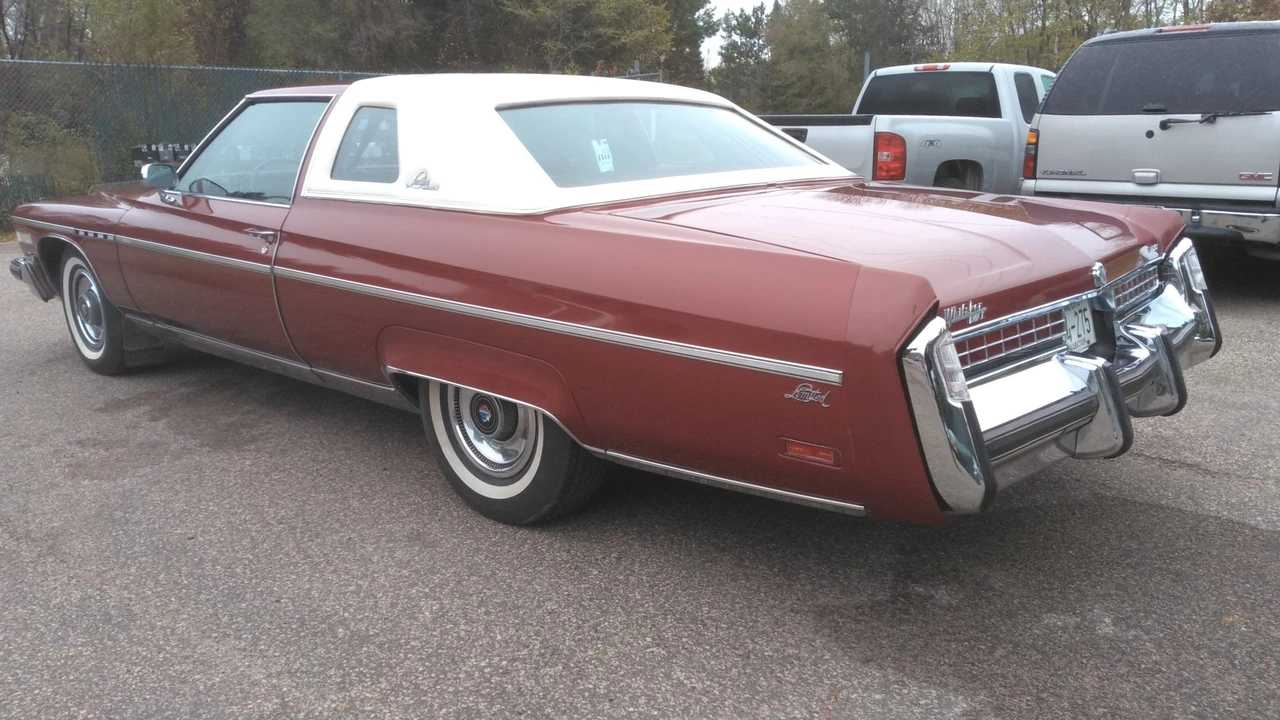 1975 Buick Electra - Image 24 of 31