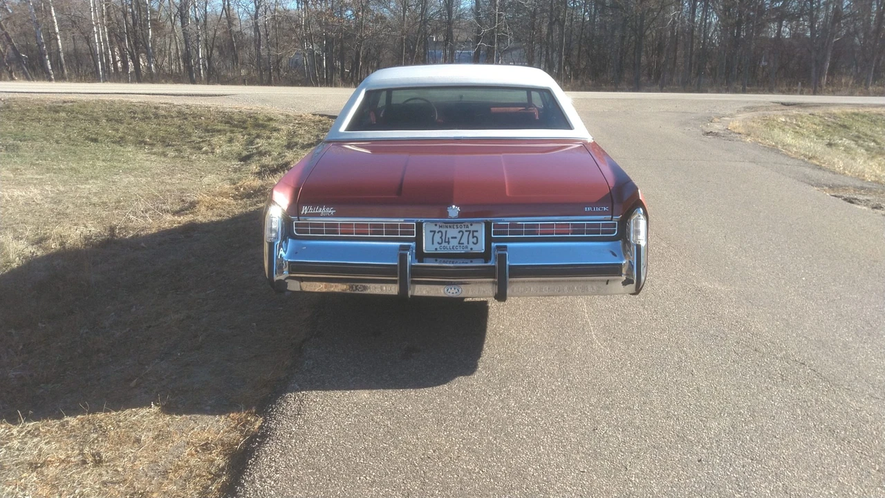 1975 Buick Electra - Image 30 of 31