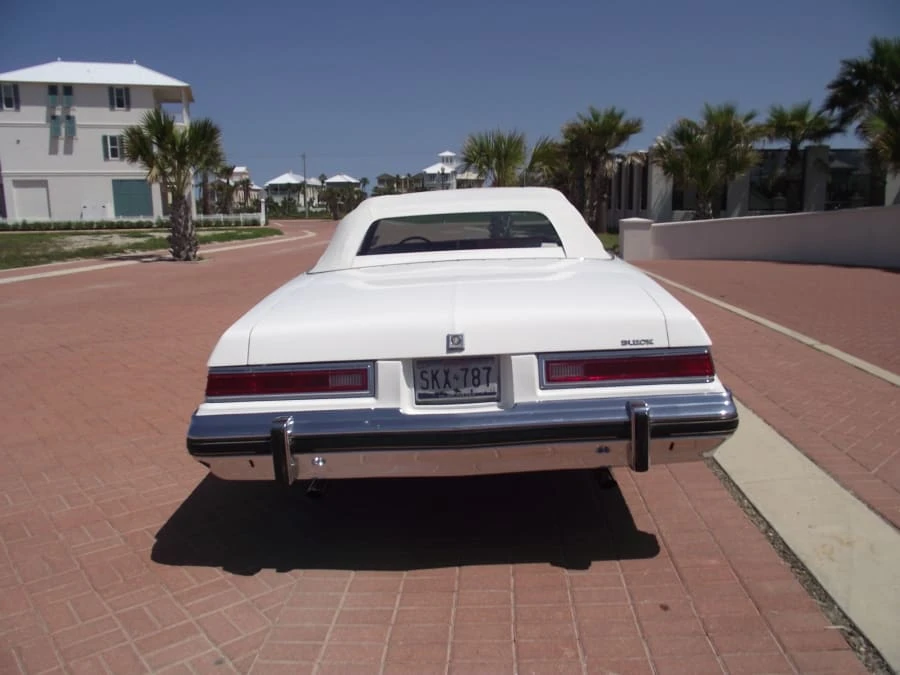 1975 Buick LeSabre - Image 2 of 8