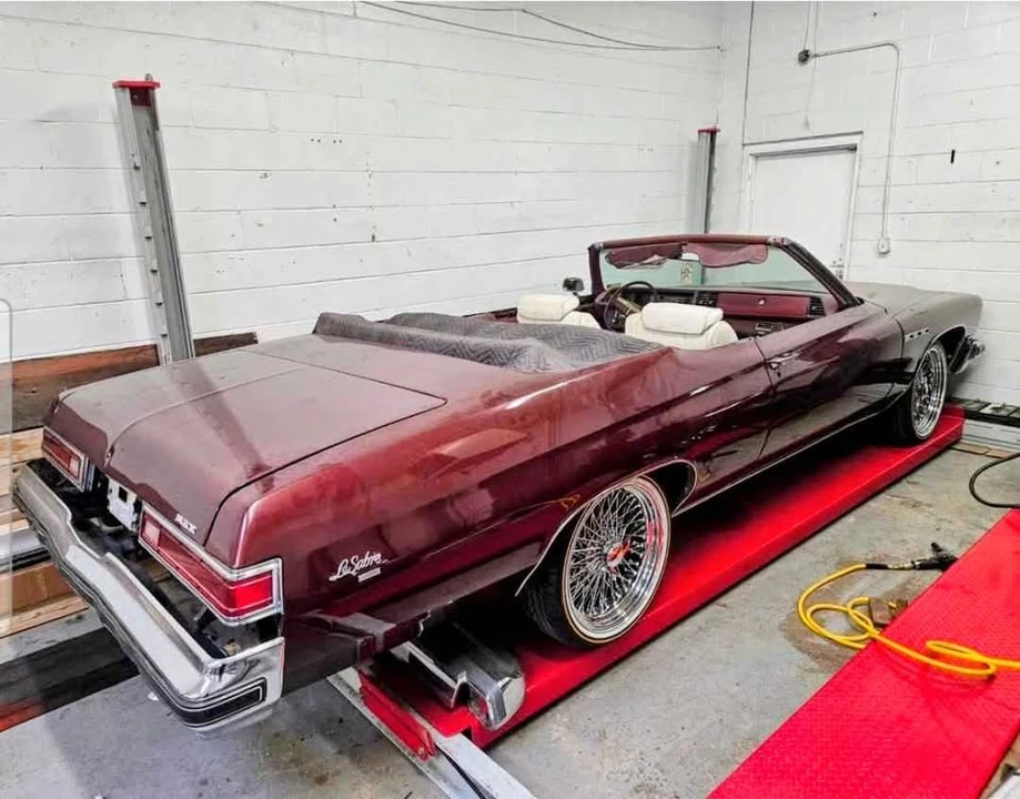 1975 Buick LeSabre - Image 5 of 5