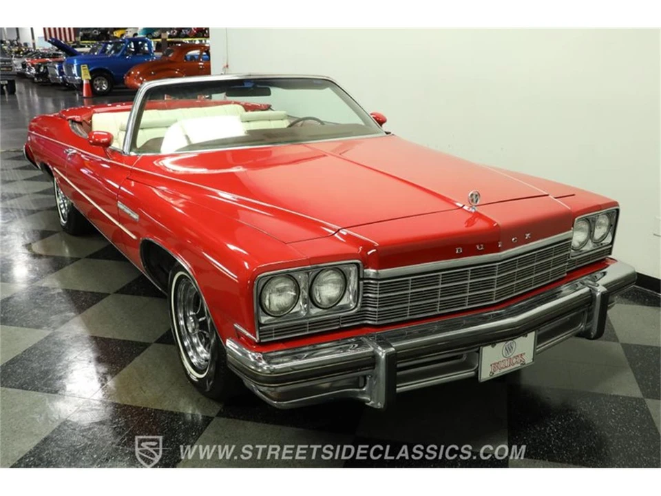 1975 Buick LeSabre - Image 15 of 31