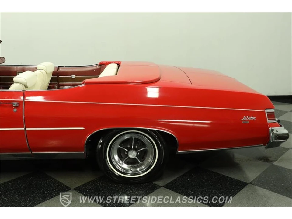 1975 Buick LeSabre - Image 24 of 31