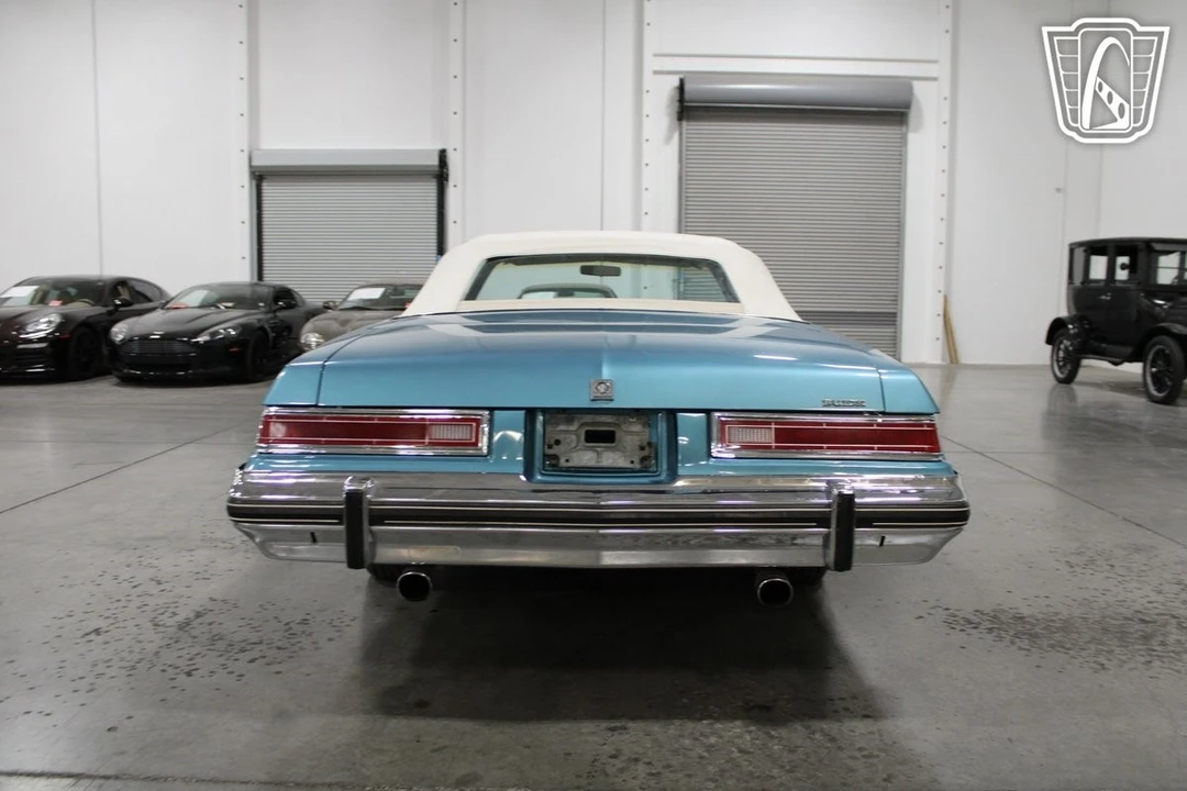 1975 Buick LeSabre - Image 16 of 21
