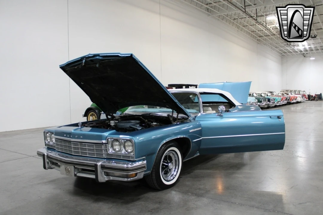 1975 Buick LeSabre - Image 8 of 12