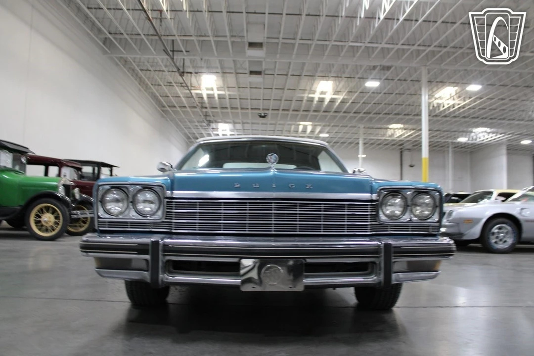 1975 Buick LeSabre - Image 20 of 21