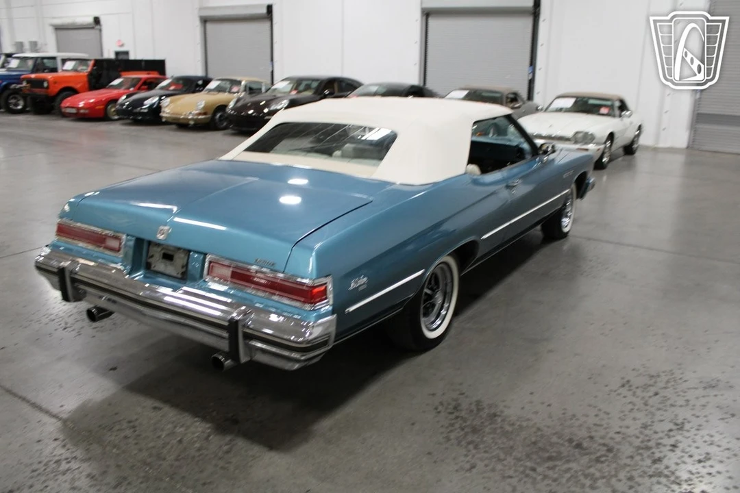 1975 Buick LeSabre - Image 9 of 12