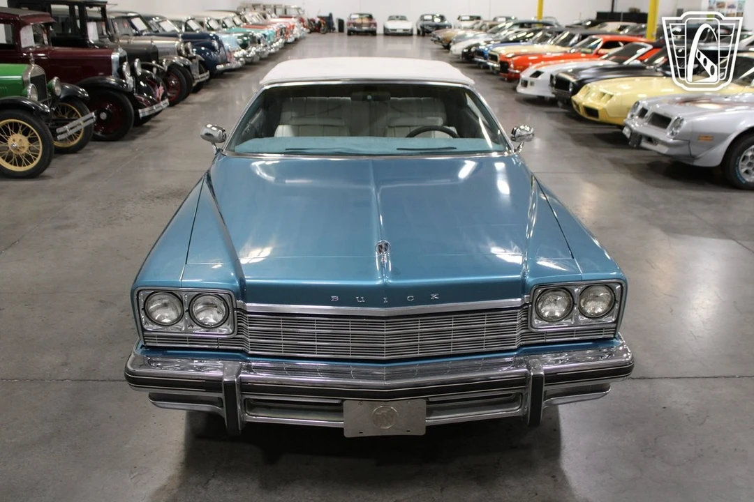 1975 Buick LeSabre - Image 3 of 12