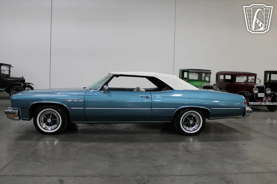 1975 Buick LeSabre - Image 14 of 21
