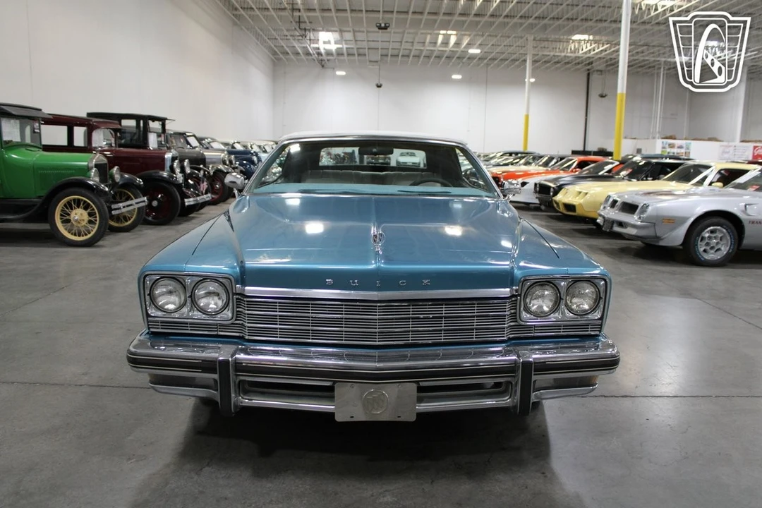 1975 Buick LeSabre - Image 12 of 12