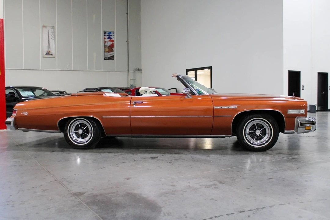 1975 Buick LeSabre - Image 7 of 12