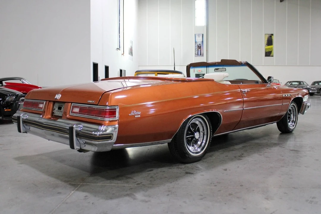 1975 Buick LeSabre - Image 6 of 12