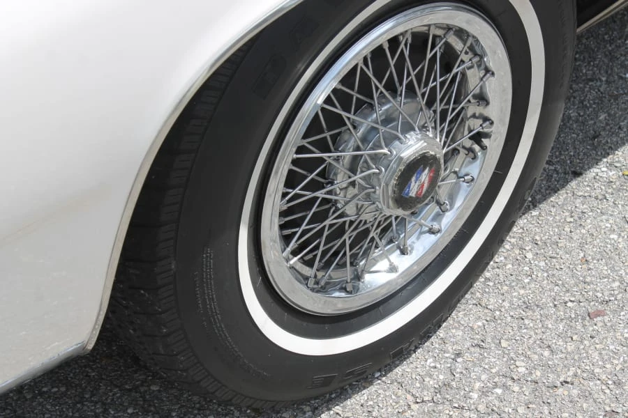 1975 Buick LeSabre - Image 10 of 12