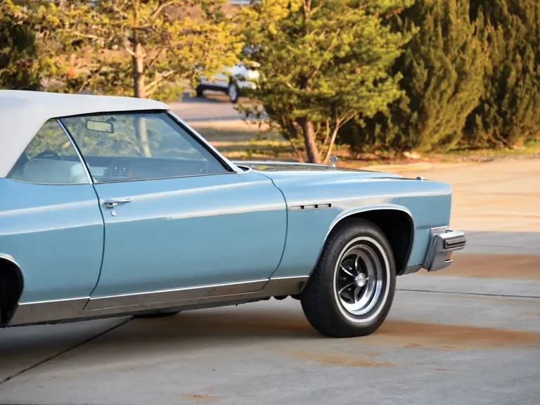 1975 Buick LeSabre - Image 29 of 31