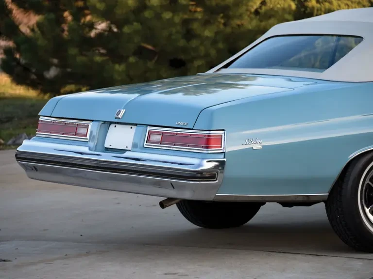 1975 Buick LeSabre - Image 18 of 31