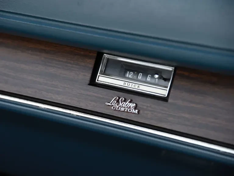 1975 Buick LeSabre - Image 10 of 31