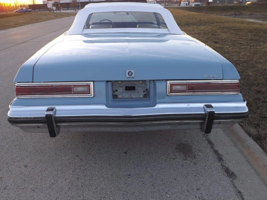 1975 Buick LeSabre - Image 3 of 8