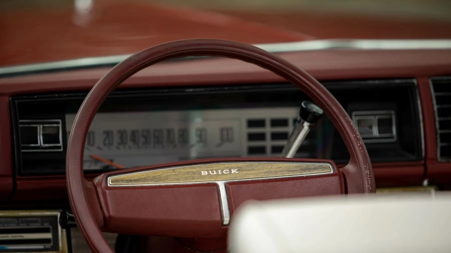 1975 Buick LeSabre - Image 16 of 21