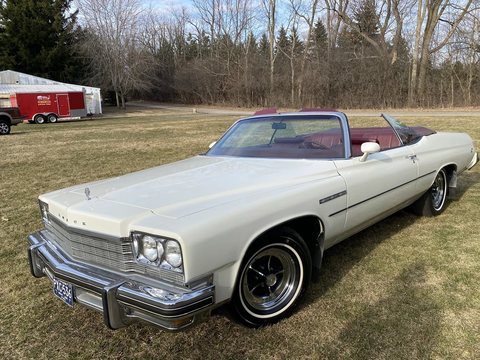 1975 Buick LeSabre - Image 2 of 31