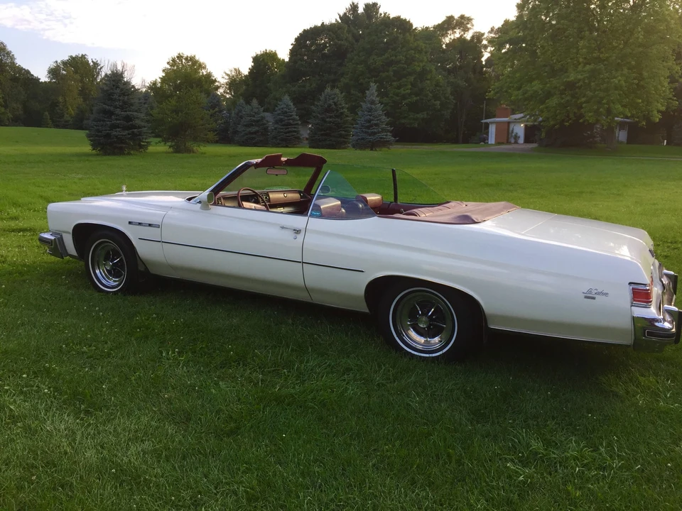 1975 Buick LeSabre - Image 14 of 31