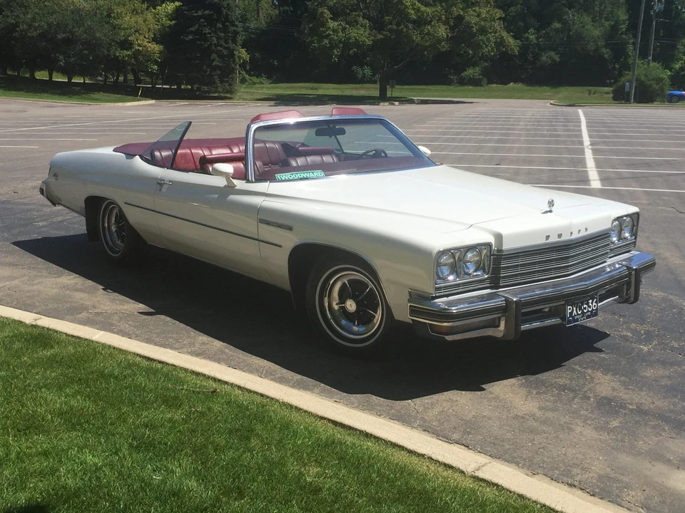 1975 Buick LeSabre - Image 18 of 31