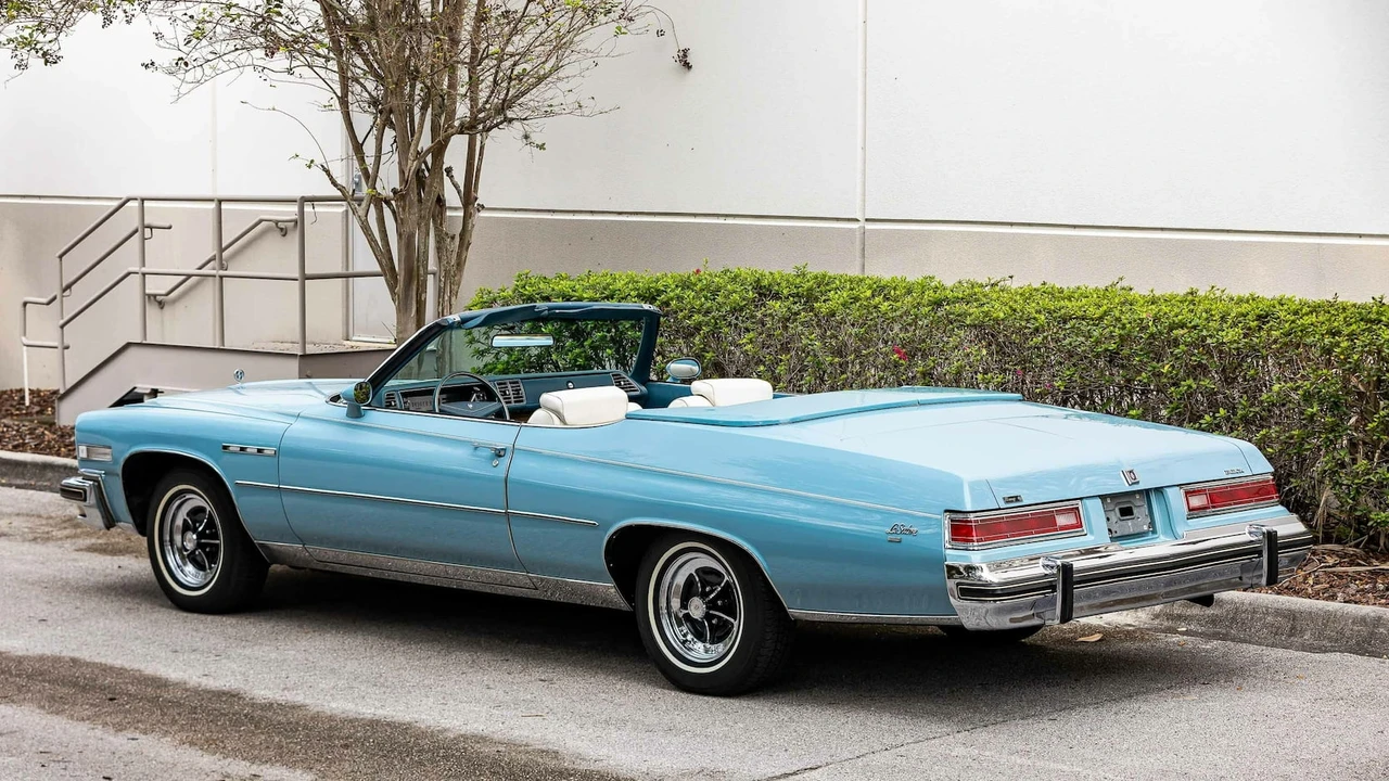 1975 Buick LeSabre - Image 2 of 31