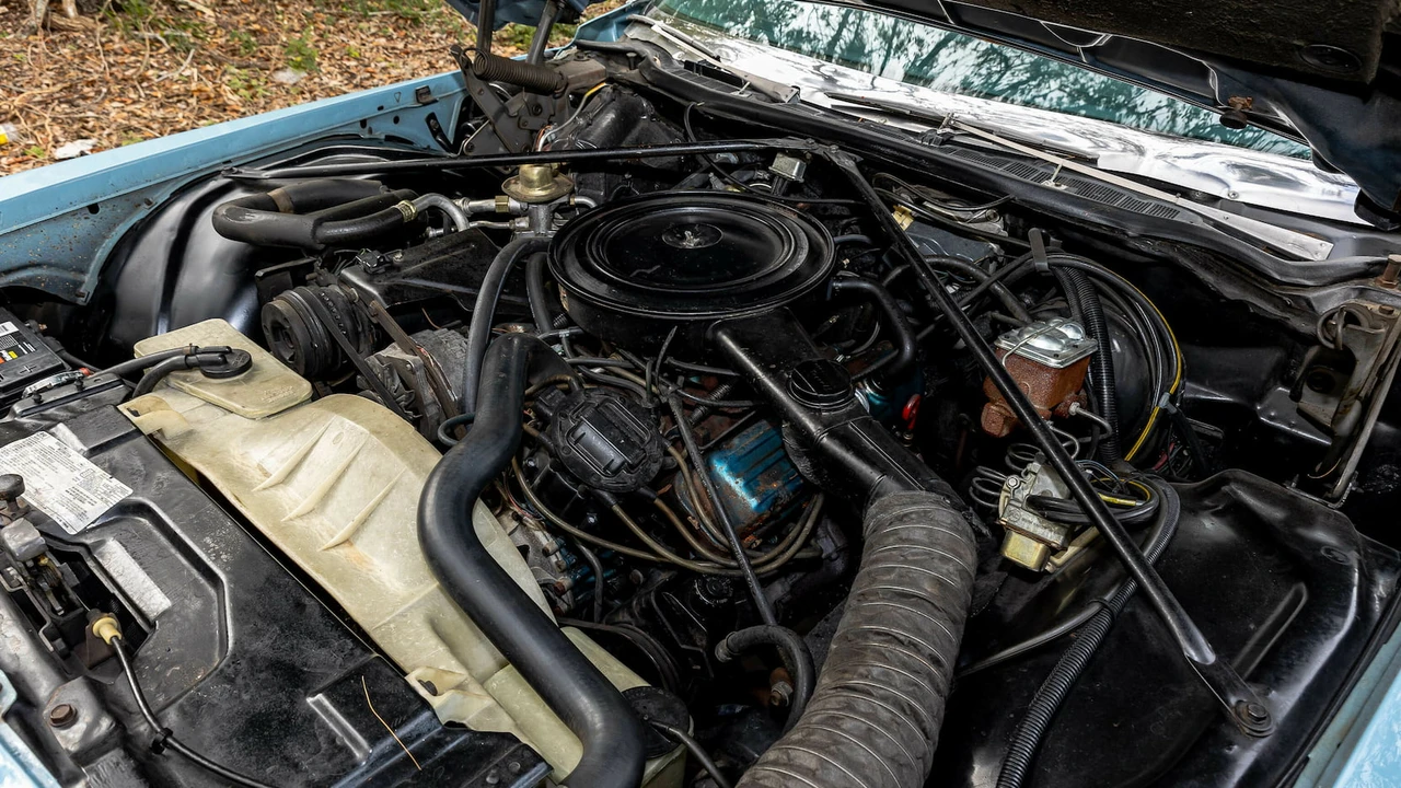 1975 Buick LeSabre - Image 9 of 31