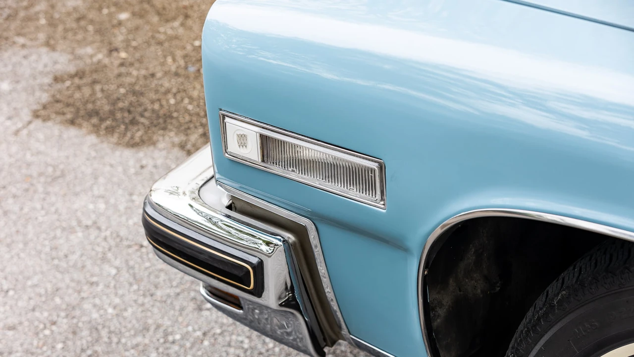 1975 Buick LeSabre - Image 28 of 31