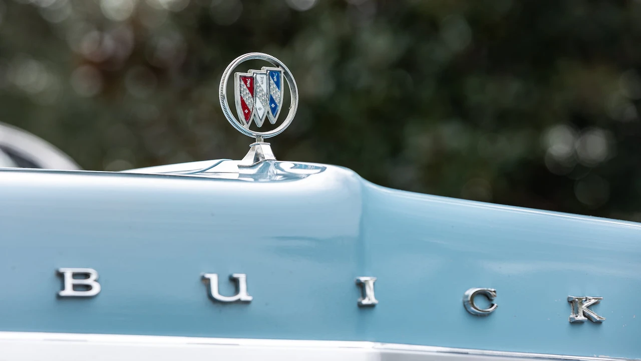 1975 Buick LeSabre - Image 29 of 31