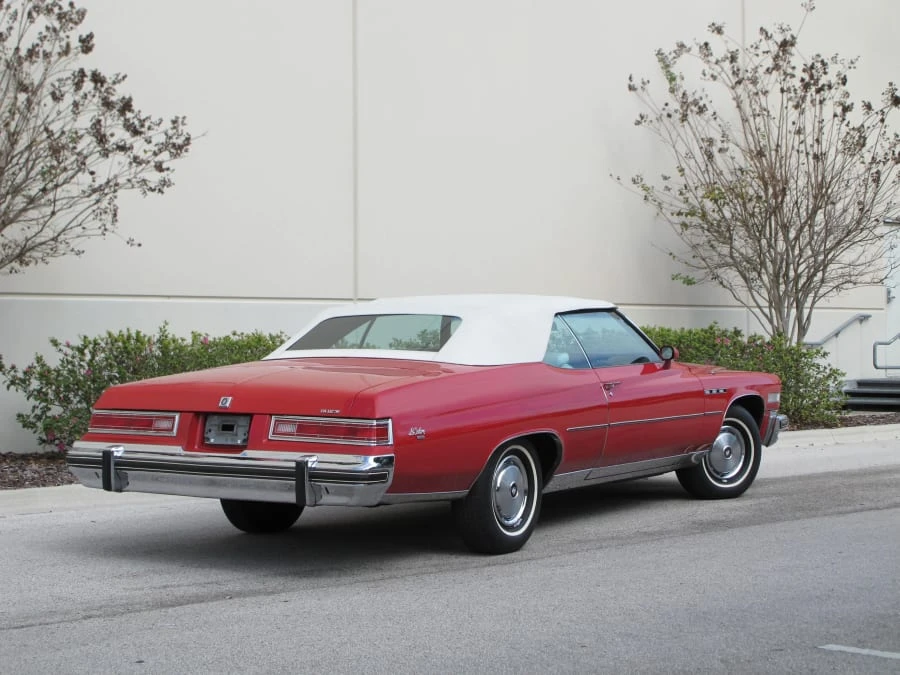 1975 Buick LeSabre - Image 2 of 8