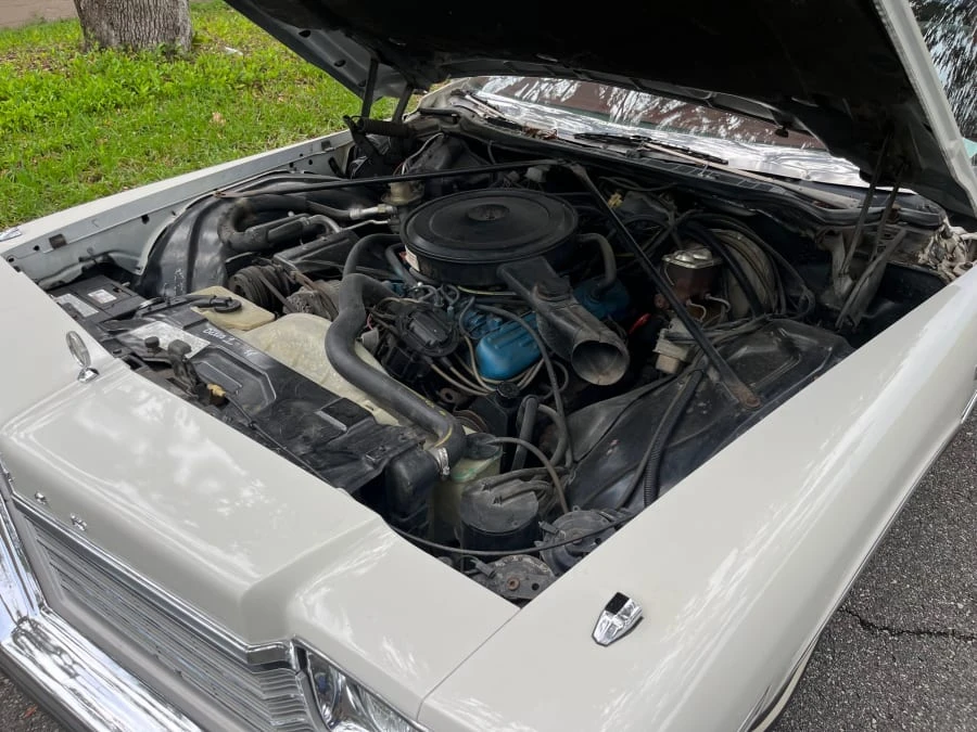 1975 Buick LeSabre - Image 11 of 13