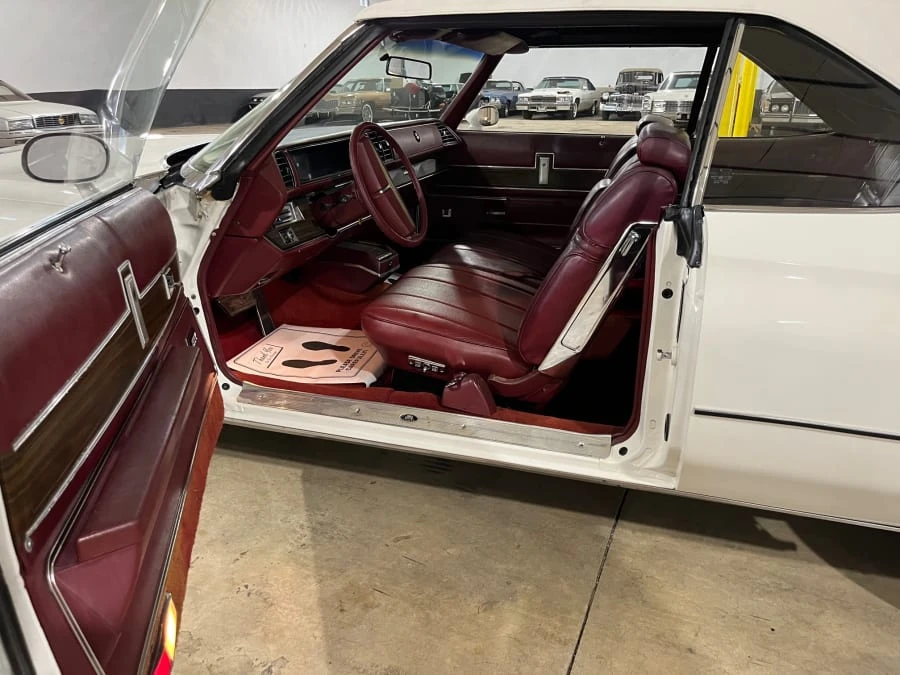 1975 Buick LeSabre - Image 10 of 13