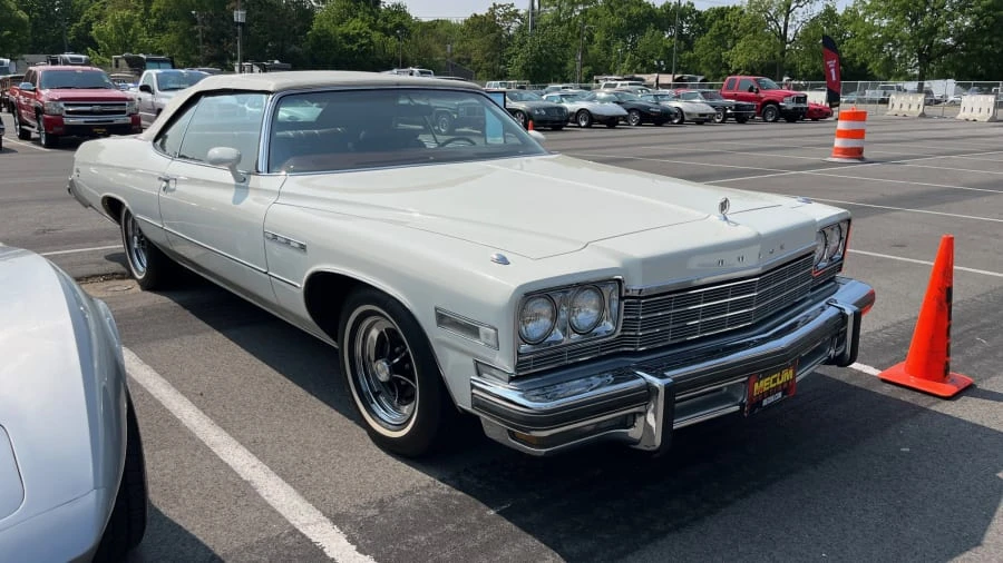 1975 Buick LeSabre - Image 3 of 13