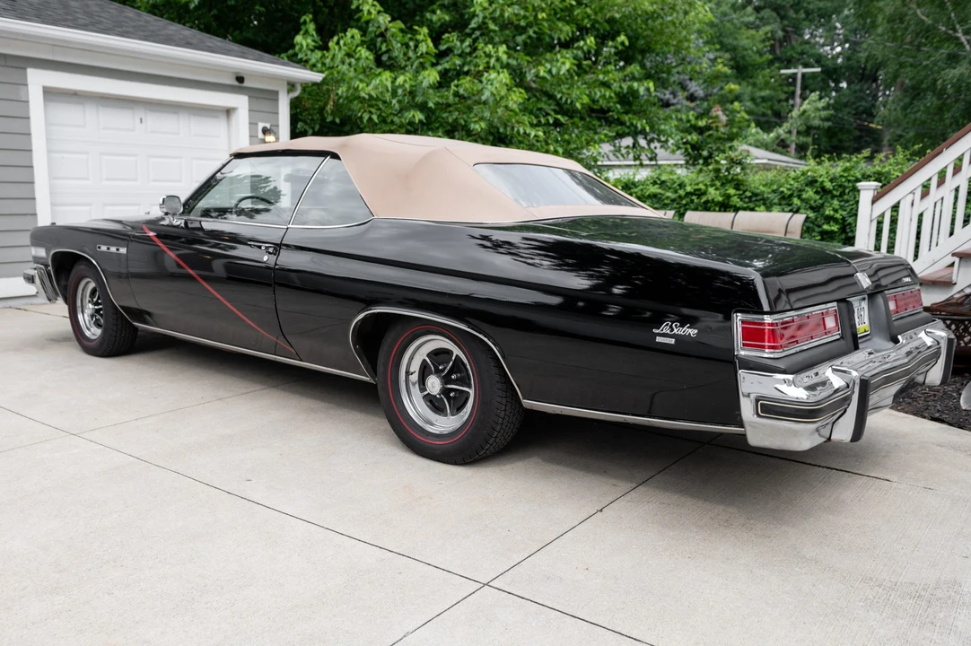 1975 Buick LeSabre - Image 4 of 31