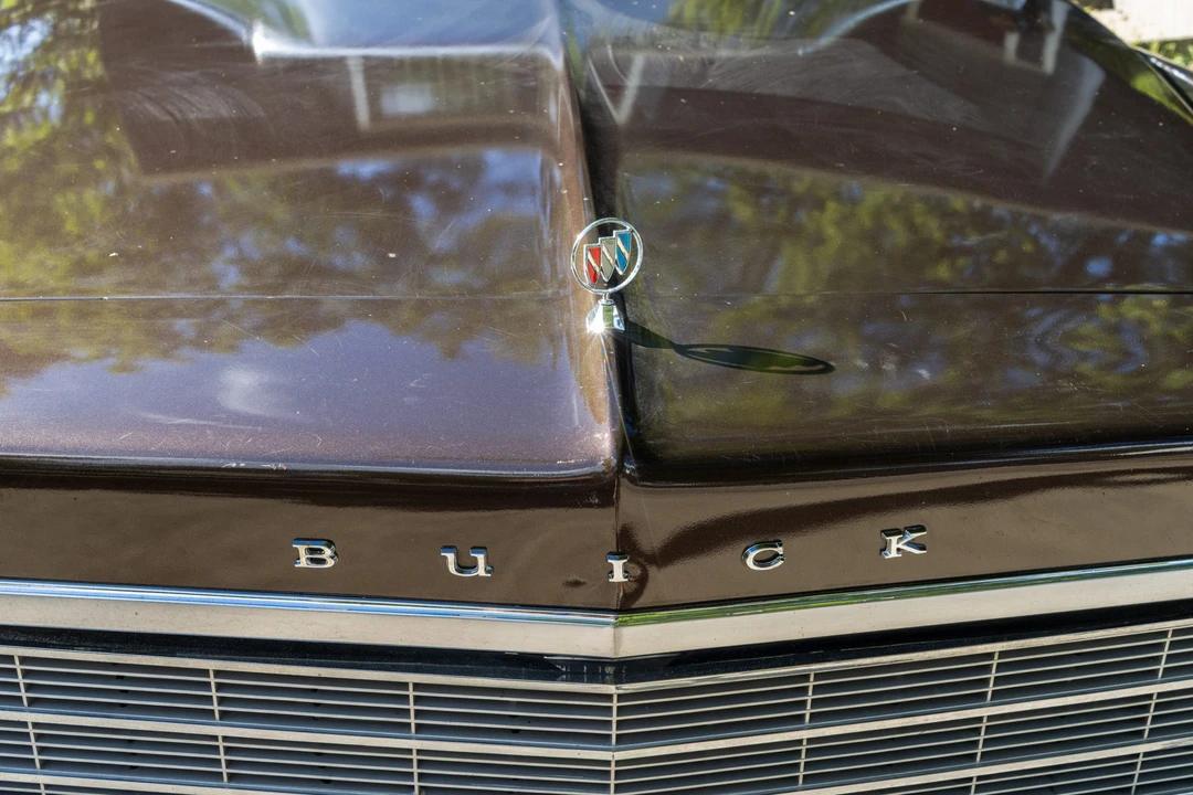 1975 Buick LeSabre - Image 9 of 31